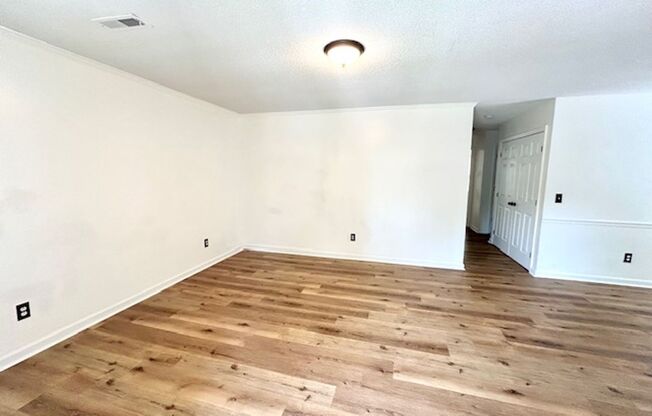 4425 Bonnell Dr. NW