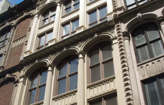 85 LEONARD ST
