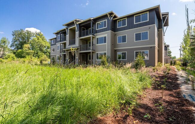 Edgewater Apartments