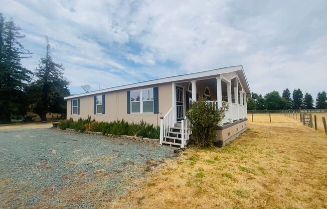 Charming Country Property with Option to Lease Land