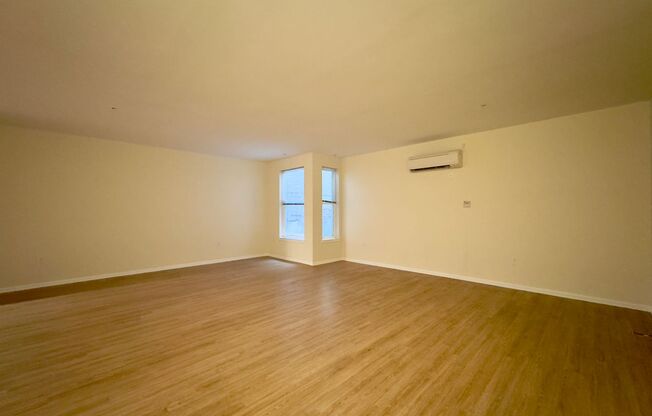 1 bed, 1 bath, 1,319 sqft, $1,450, Unit 415 Unit 102