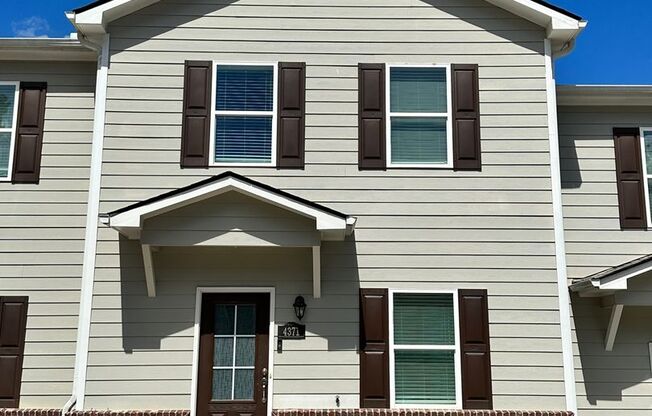 4 beds, 3 baths, 1,600 sqft, $1,850, Unit 4399 McClure