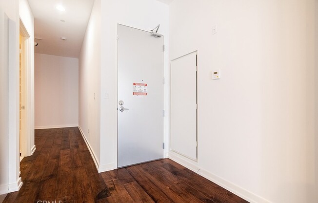 2 beds, 2 baths, 1,320 sqft, $3,850, Unit 1603