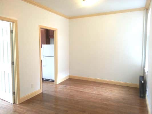 45 37 40 ST