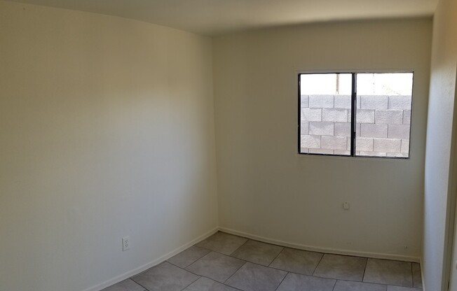 COZY AND AFFORDABLE UNIT ACROSS FROM CELEBRITY THEATER