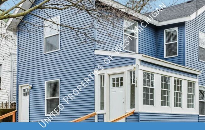 854 HOVEY ST SW