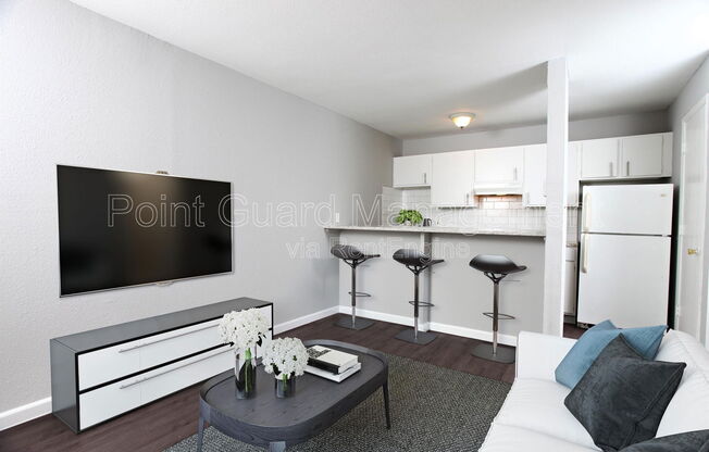 1212 S. Longfellow