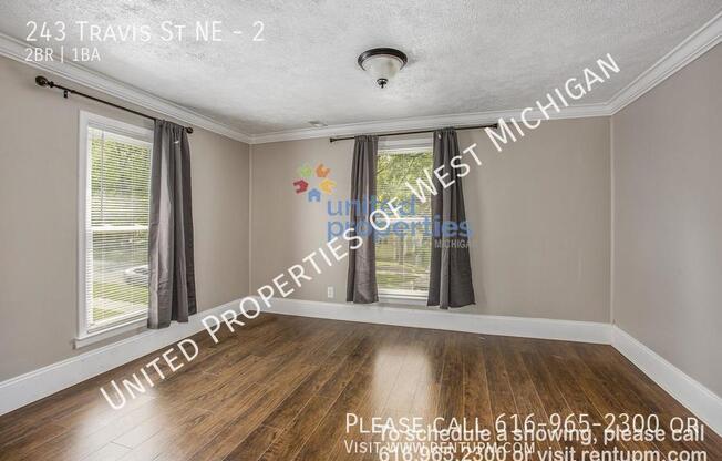 243 TRAVIS ST NE