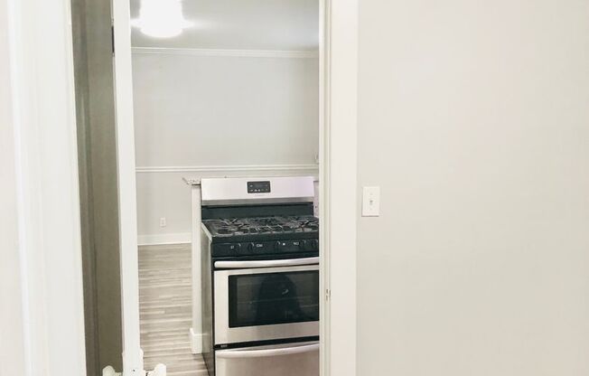 1 bed, 1 bath, 500 sqft, $1,125, Unit 03 - R