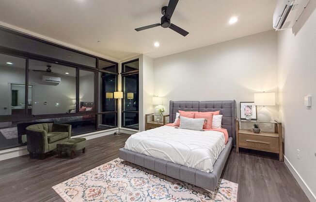 3 beds, 3.5 baths, 2,424 sqft, $4,355, Unit B120