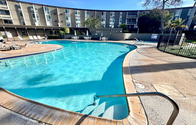 1 bed, 1 bath, $2,195, Unit Unit 284