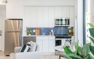 Studio, 1 bath, $1,195, Unit S-208