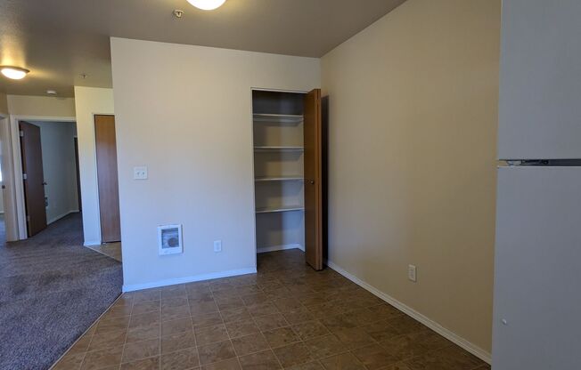 2 beds, 2 baths, 994 sqft, $1,295, Unit D302