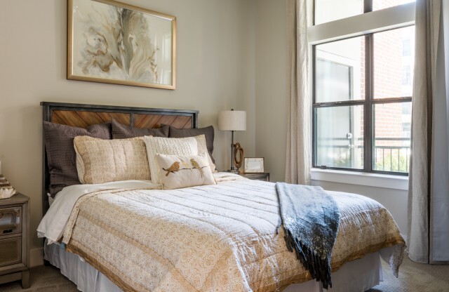Elegant Bedroom | Tinsley on the Park | Houston Apartments