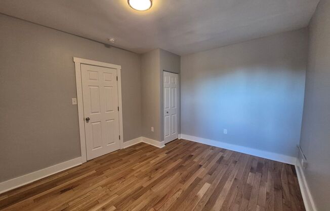 2 beds, 1 bath, 750 sqft, $2,199, Unit 5641 Hobart St. #B4