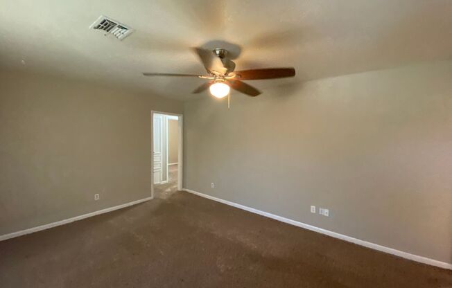 4 Bedroom 2 Bath Home in Midwest City