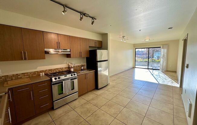 1 bed, 1 bath, 678 sqft, $1,895, Unit Unit 304