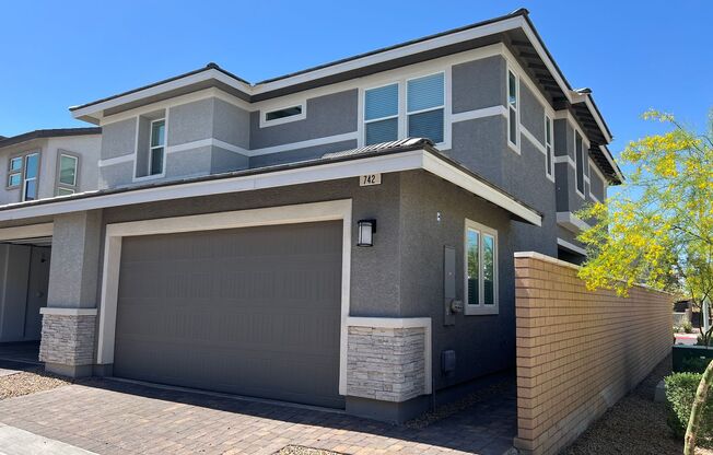 Upgraded Townhome - In new beautiful Cadence Master planned community