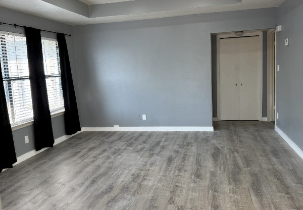 5414 LAKEVIEW PKWY