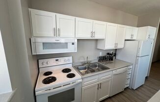 2 beds, 1 bath, 800 sqft, $1,500, Unit 409