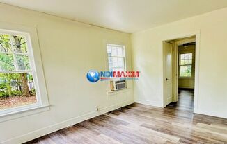 2 beds, 1 bath, $1,695