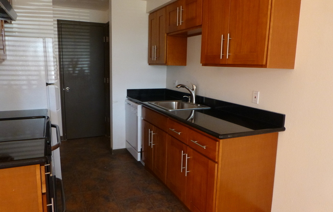 Elliott View Apartments