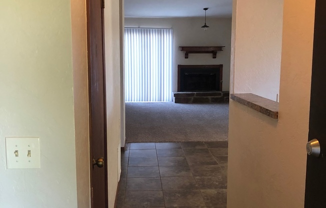 2 beds, 2 baths, 1,080 sqft, $1,075