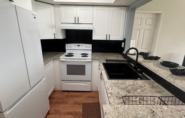 2 beds, 2 baths, $2,850, Unit # 1109
