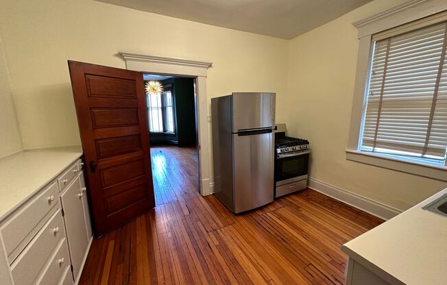 W Hubbard Ave 105-107 NCR