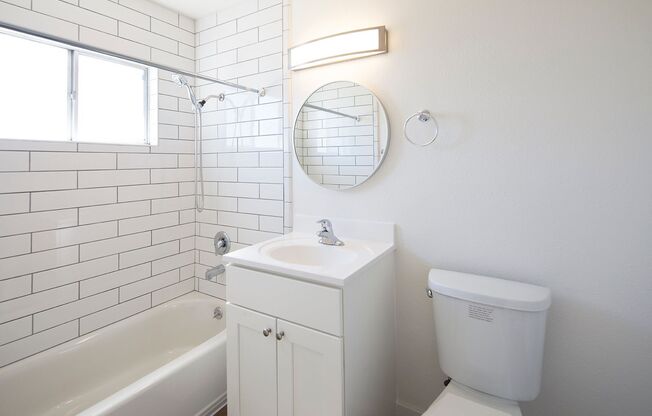 1 bed, 1 bath, $1,725, Unit 638-13