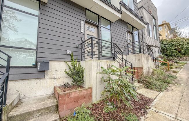 Newer Construction 2bd/2bth Madison Valley Townhome, $3,300/mo.