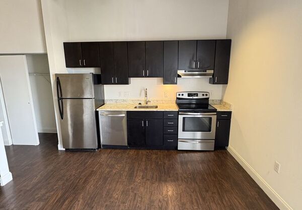 344 N Charles St