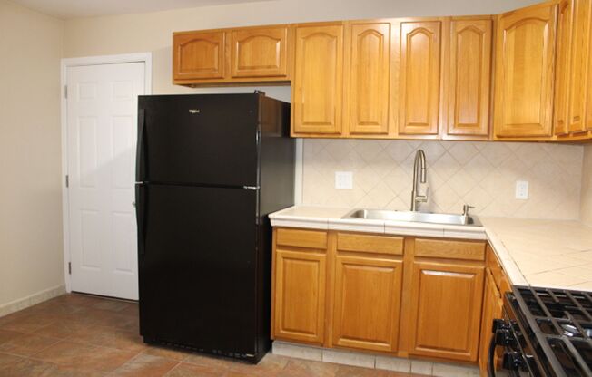 319-325 21st St., Richmond, CA 94801