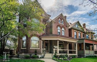 1316 Neil Ave