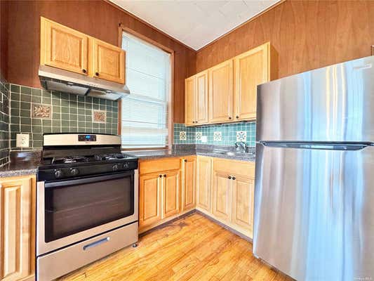 1 bed, 1 bath, $2,400