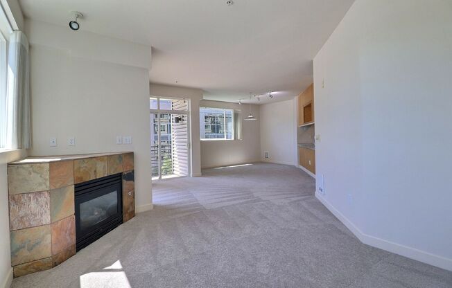 2 beds, 2 baths, $3,695, Unit Unit 405