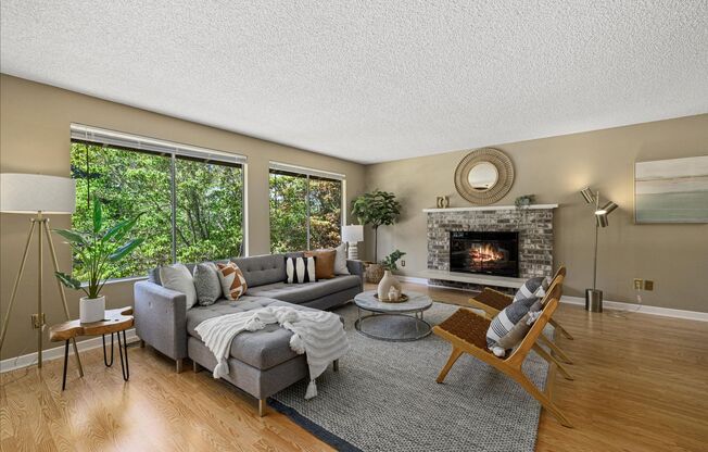 CLICK "REQUEST A TOUR" NOW!