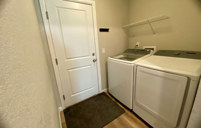 Newly Built 3 Bedroom, Powers and Research Pet Friendly