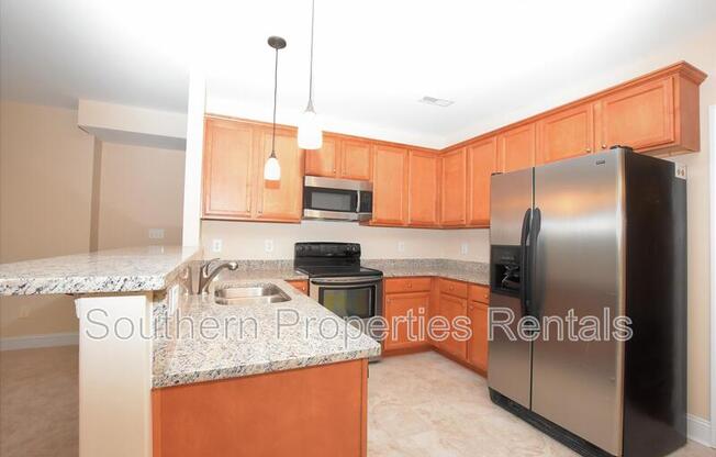 1611 BLUFFSIDE DR
