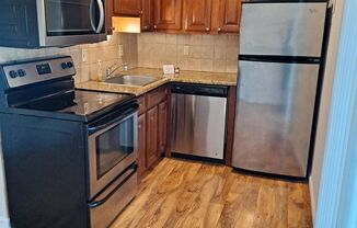 2 beds, 1.5 baths, 1,020 sqft, $1,395, Unit 09847