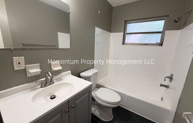 10401 N 11th St. Unit B Tampa, FL 33612