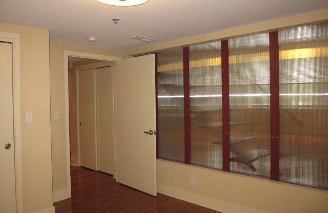 2 beds, 2 baths, 1,167 sqft, $1,930, Unit 109