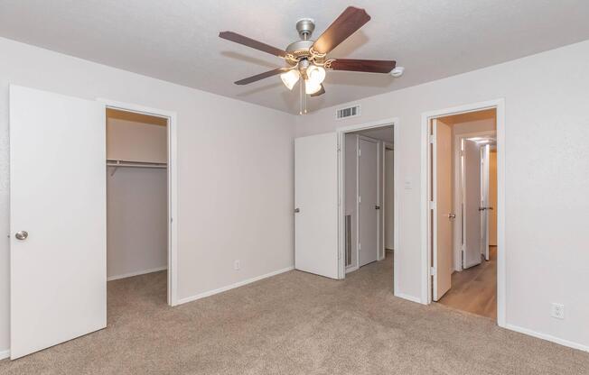 2 beds, 1.5 baths, 890 sqft, $1,309