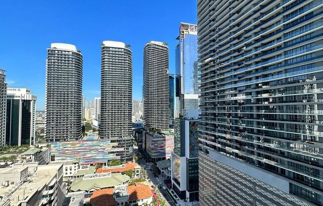 Beautiful 1 Bed / 1 Bath Condo in the Heart of Brickell!