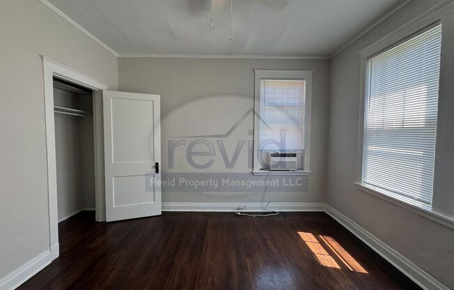 2 beds, 1 bath, 950 sqft, $995, Unit 316-2