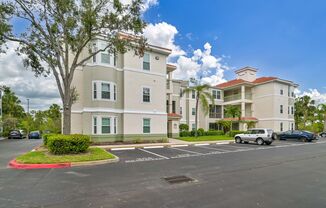 **ESTERO PRIME LOCATION ~ Top Floor 2/2 Condo ~ Across from Coconut Mall**