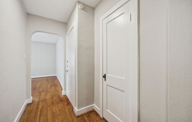 1810/1812 W. Alabama St Apartments