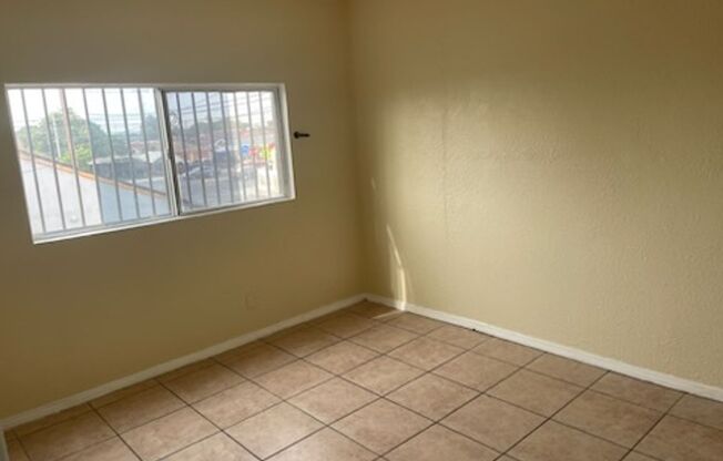 2 beds, 1 bath, 650 sqft, $2,195, Unit 3