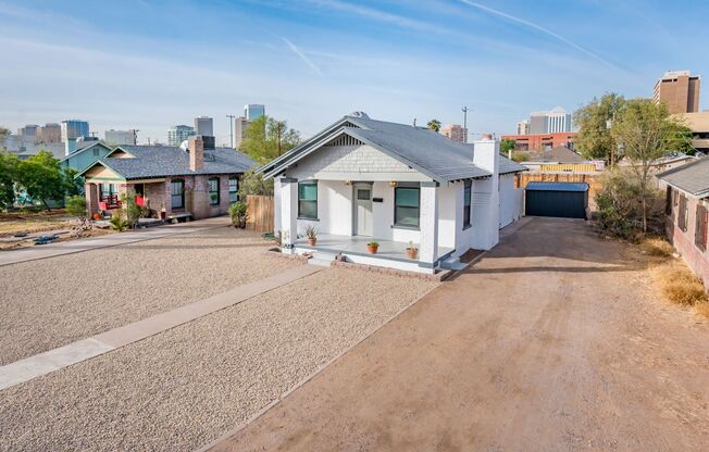 Remodeled Historic 2-bed Home Central Phx