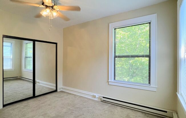 Studio, 1 bath, 300 sqft, $1,050, Unit 310